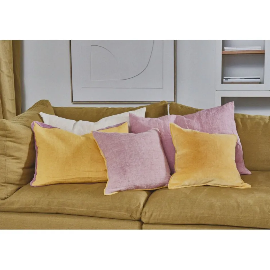 Pomax Coussins-ALPHA BORDERS - coussin - lin / velours - L 60 x W 40 cm - moutarde