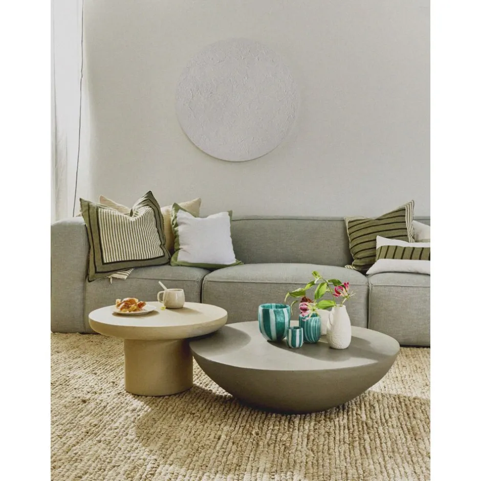 Pomax Tables Basses | Tables-PIASTRO - table basse - enduit à la chaux - DIA 60 x H 32 cm - blanc cassé
